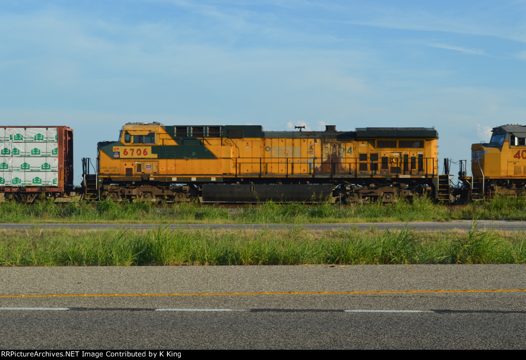 UP 6706, EX CNW 8804